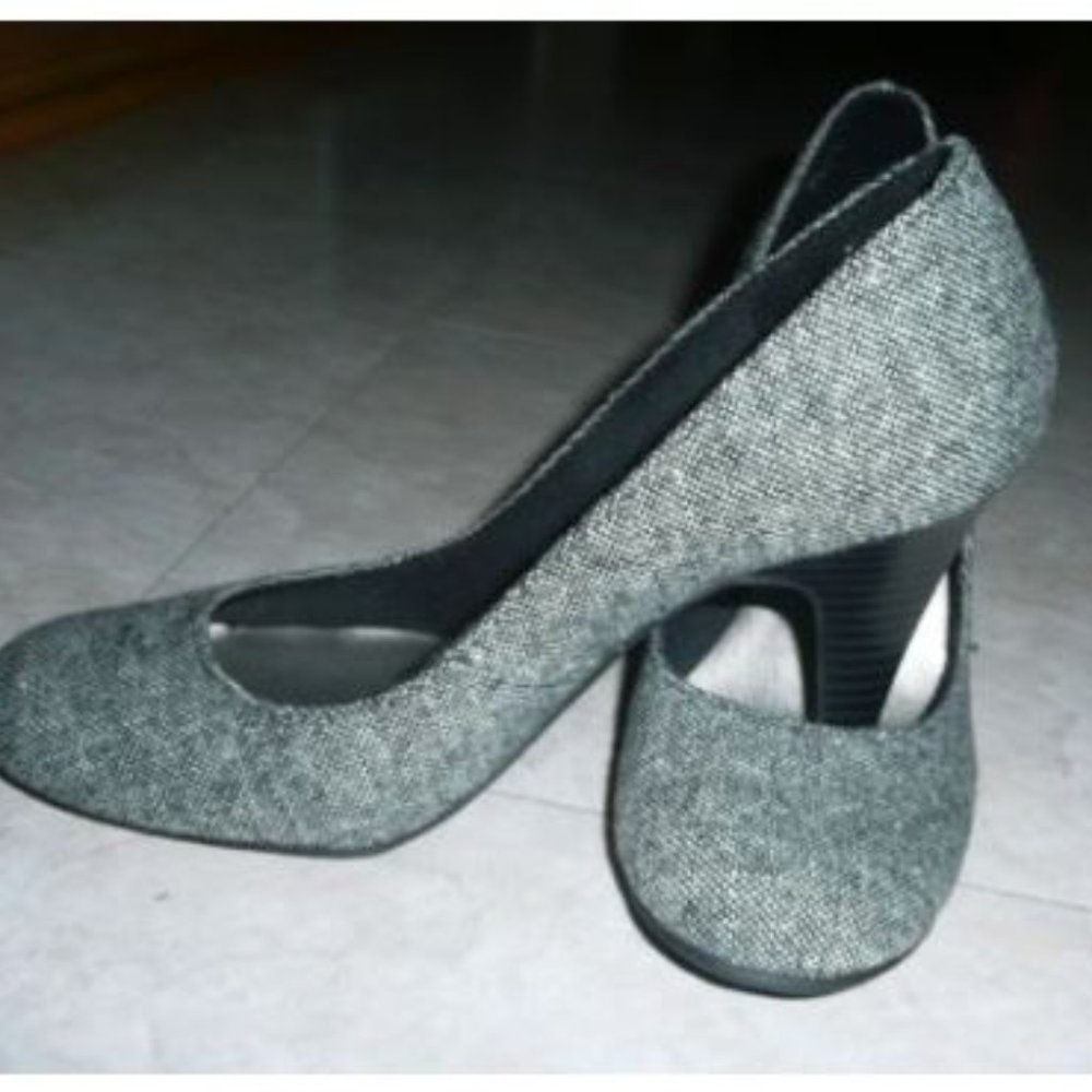 GRAY DEXTER HEELS